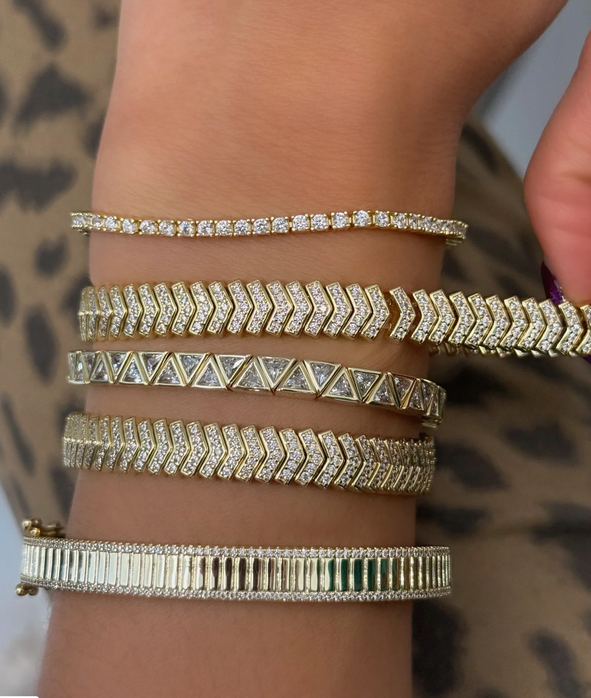 Full Pave Arrow Stretchy Bracelet